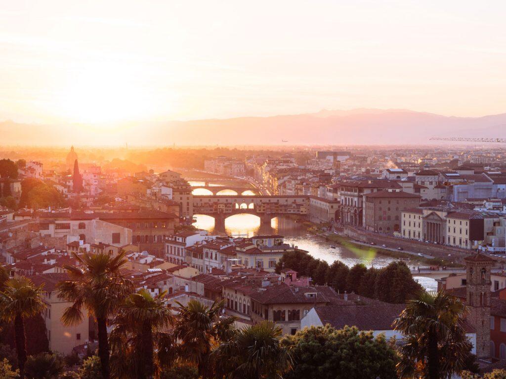 8 Things to do in Florence at Night - Eating Europe - http://www.eatingitalyfoodtours.com/blog/florence-at-night/