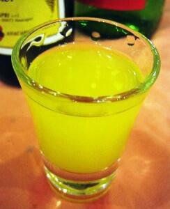 limoncello-amalfi-lemons-italy