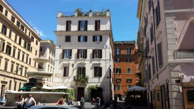 piazza-in-Monti