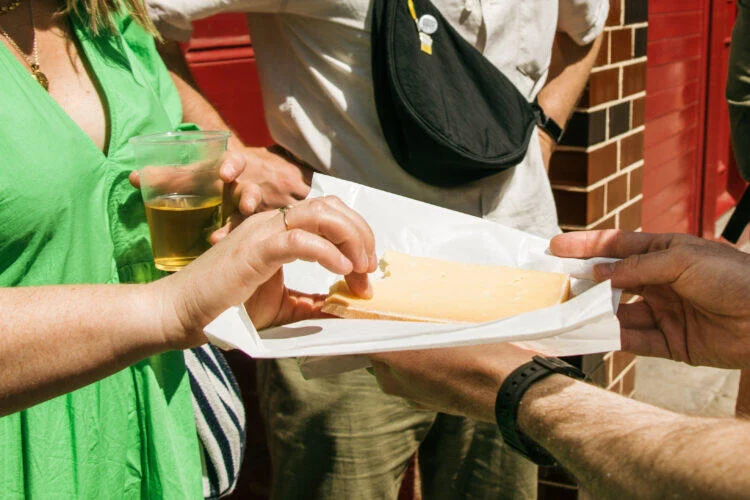 Borough Market & London Bridge Food Tour