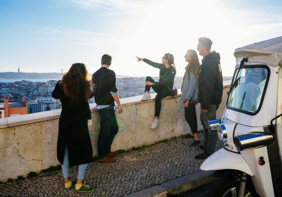 Best of Lisbon Tuk Tuk Food Tour