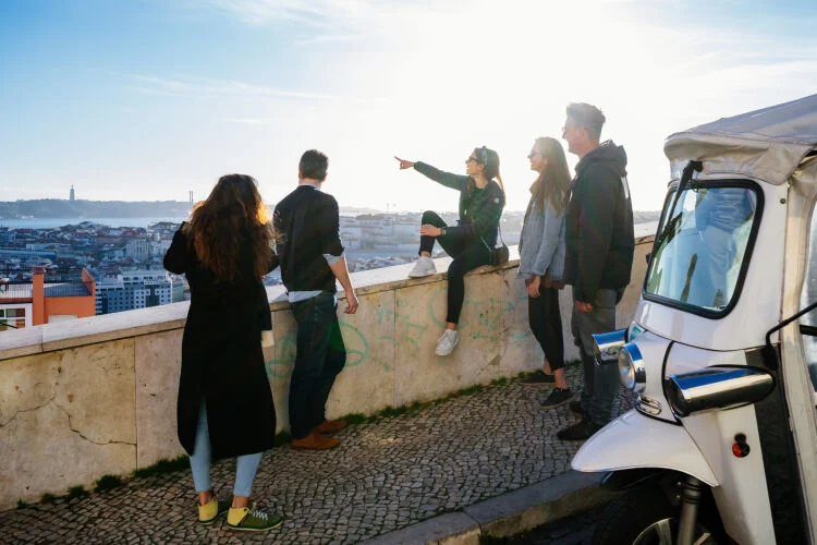 Best of Lisbon Tuk Tuk Food Tour