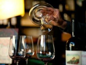 two_glasses_of_wine_enoteca_pitti_gola_e_cantina