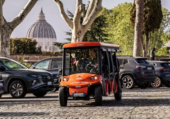 Private VIP Golf Cart Food Tour in Rome