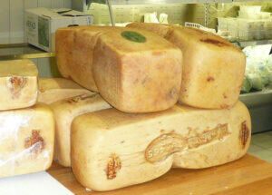 portions_of_ragusano_cheese