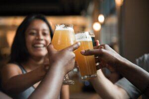 cheers_beers_Milan